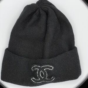 CHANEL BEANIE